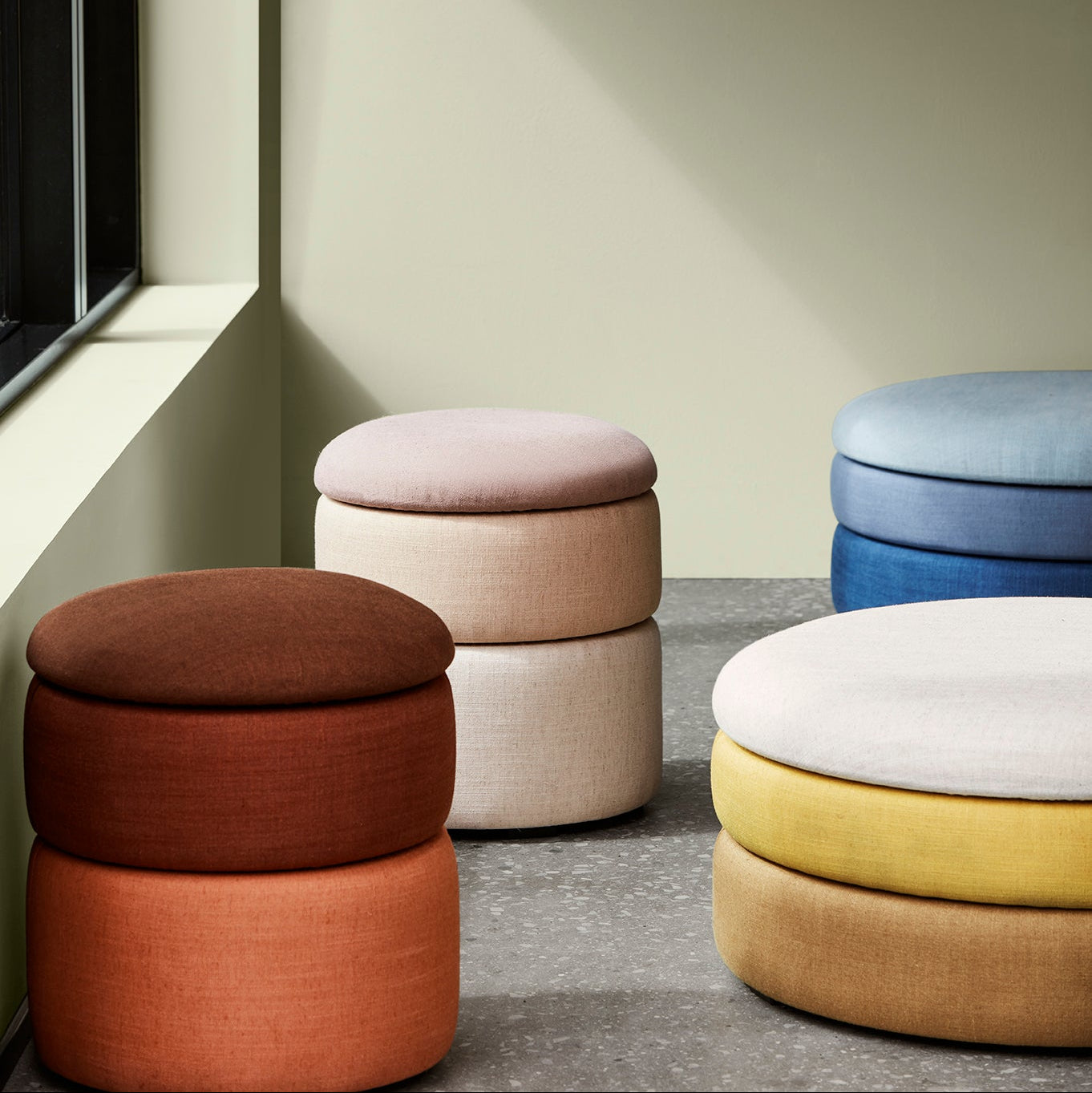 Broste Copenhagen Pond Pouf Small-Beaumonde