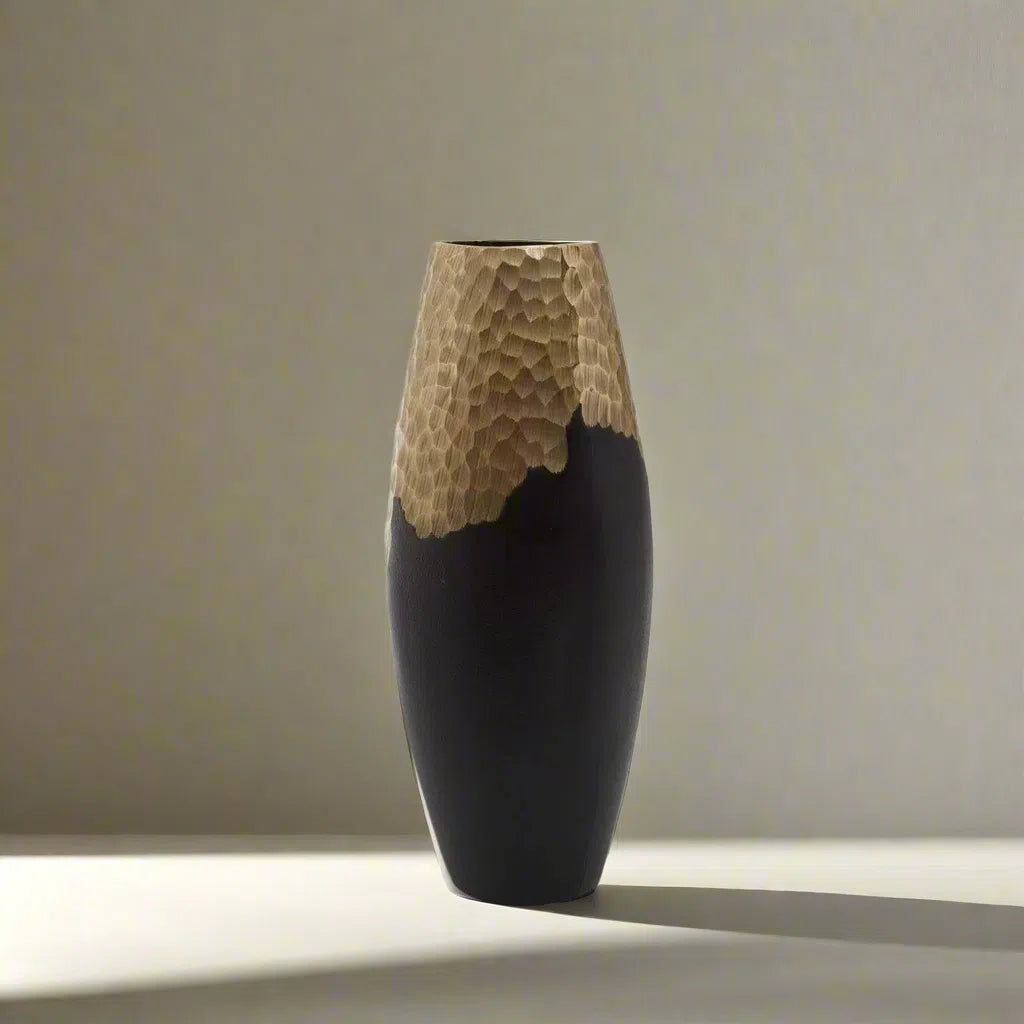Beaumonde Home Daito Small Black and Gold Vase-Beaumonde