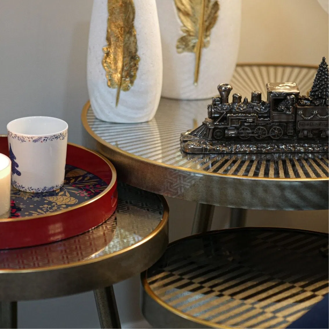 Mindy Brownes Reyna Table-Beaumonde