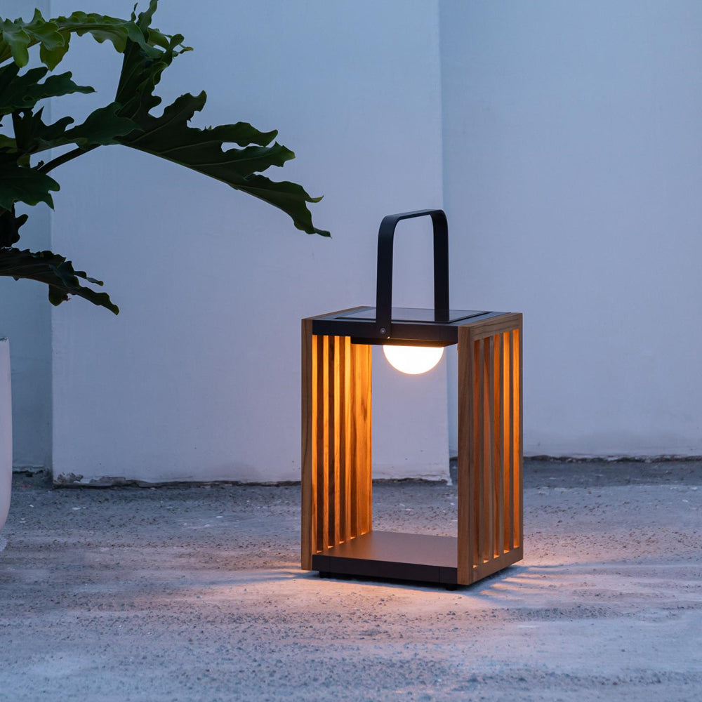 Maze Living Venus Solar Light - Wood - Charcoal-Beaumonde