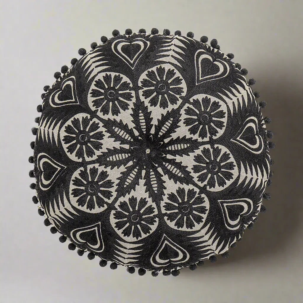 Bloomingville Gutte Round Recycled Cotton Cushion In Black-Beaumonde