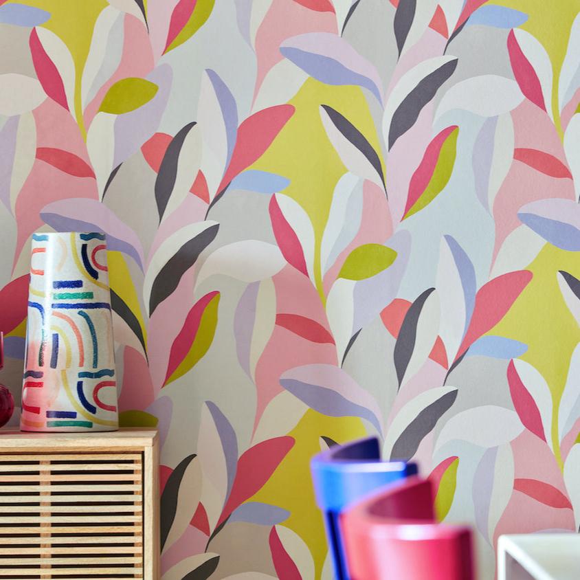 Ohpopsi Riviera Wallpaper - Rouge & Iris-Beaumonde